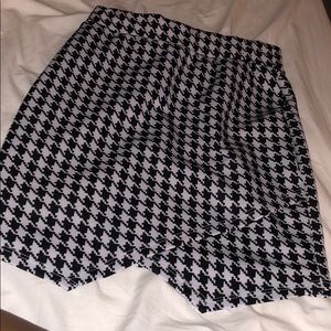 Black&white skirt